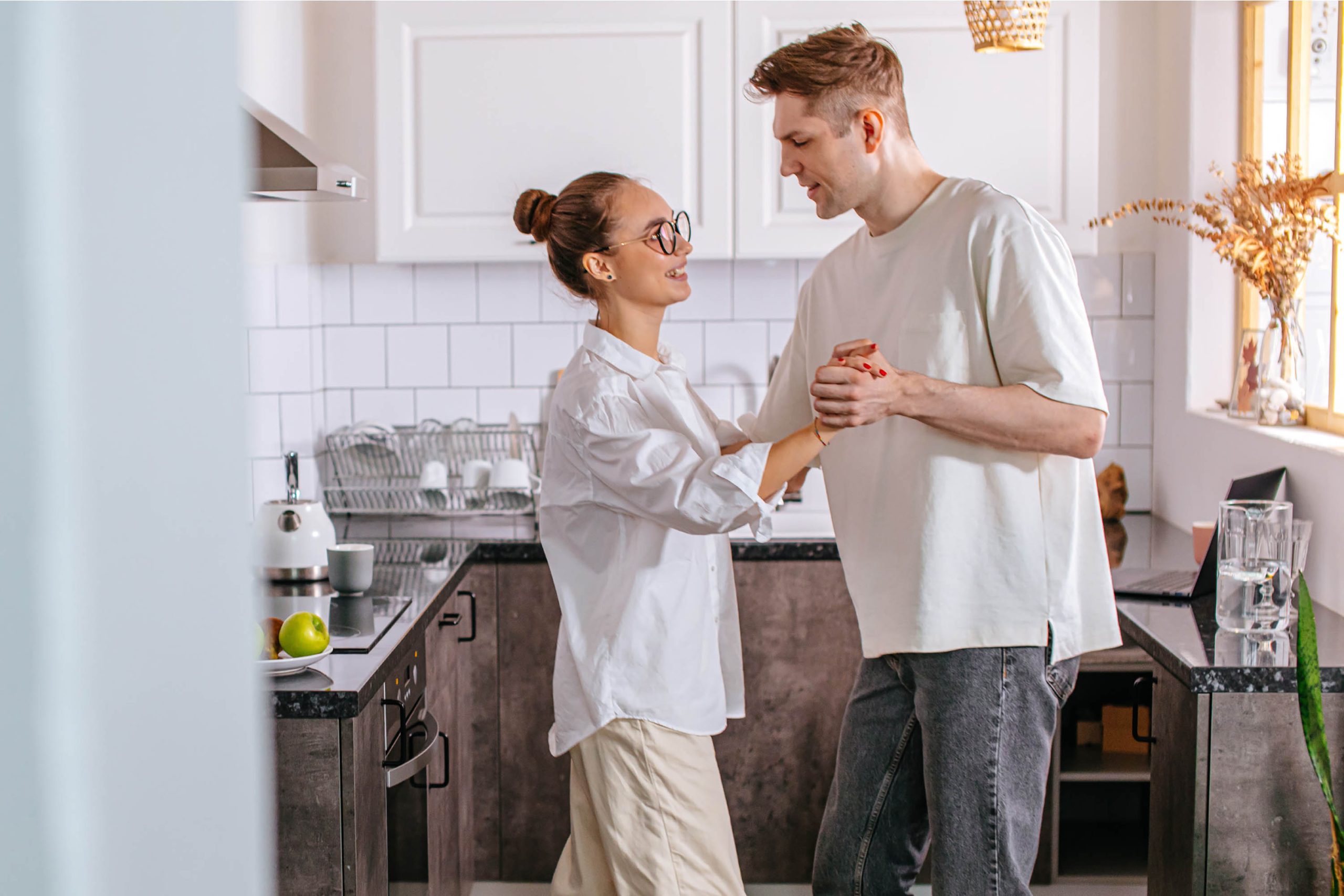 How To Create A Strong Emotional Connection With Your Wife